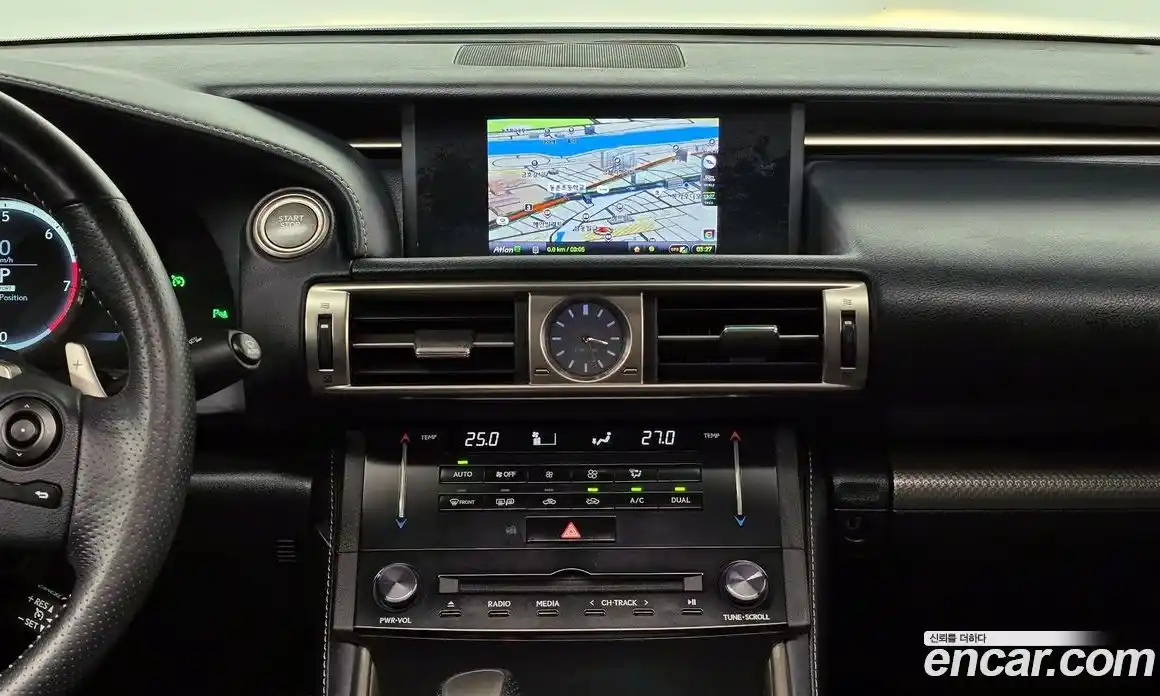 Lexus IS 2014 2.5 Автомат в Москве № 254286, фото 15