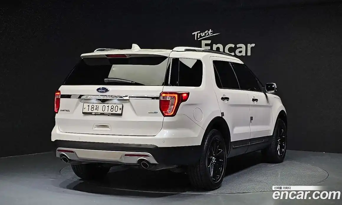 Ford Explorer 2016 2.3 Автомат в Москве № 255551, фото 11