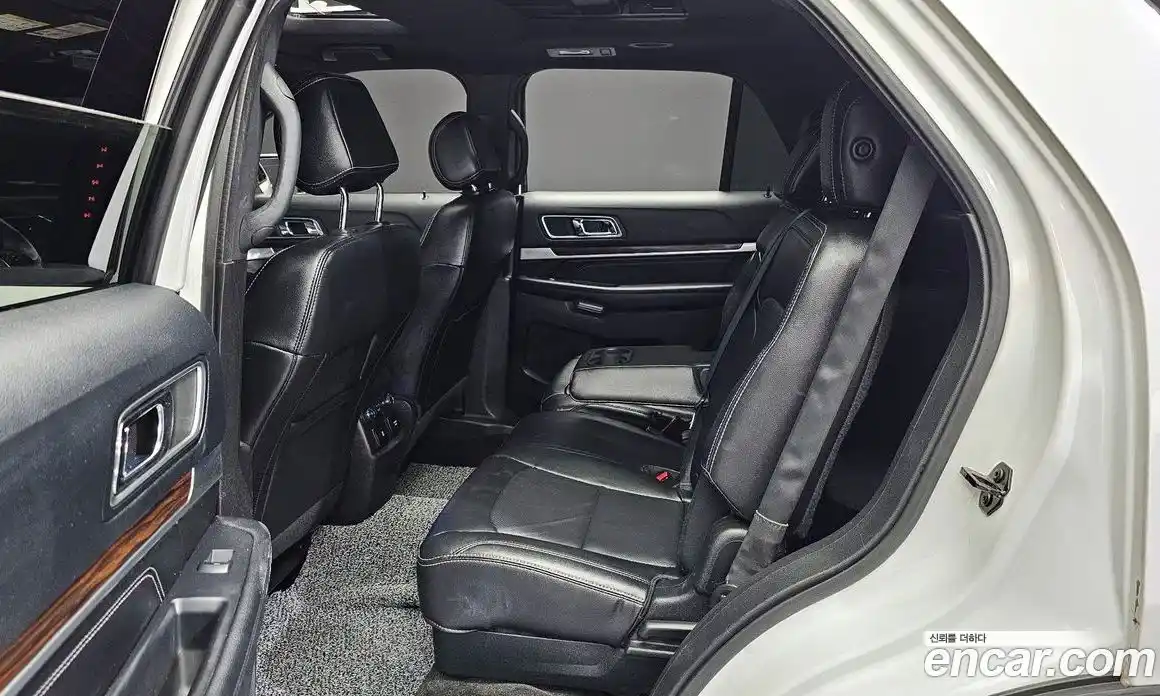 Ford Explorer 2016 2.3 Автомат в Москве № 255551, фото 16