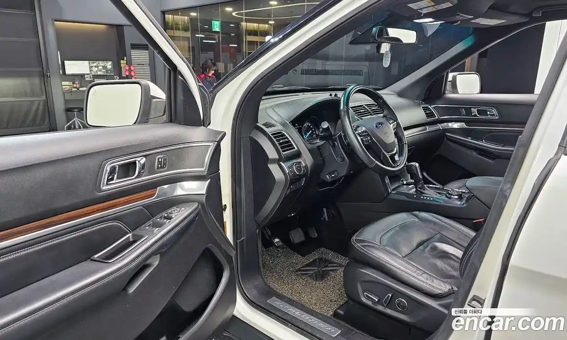 Ford Explorer 2017 2.3 Автомат в Москве № 255634, фото 1