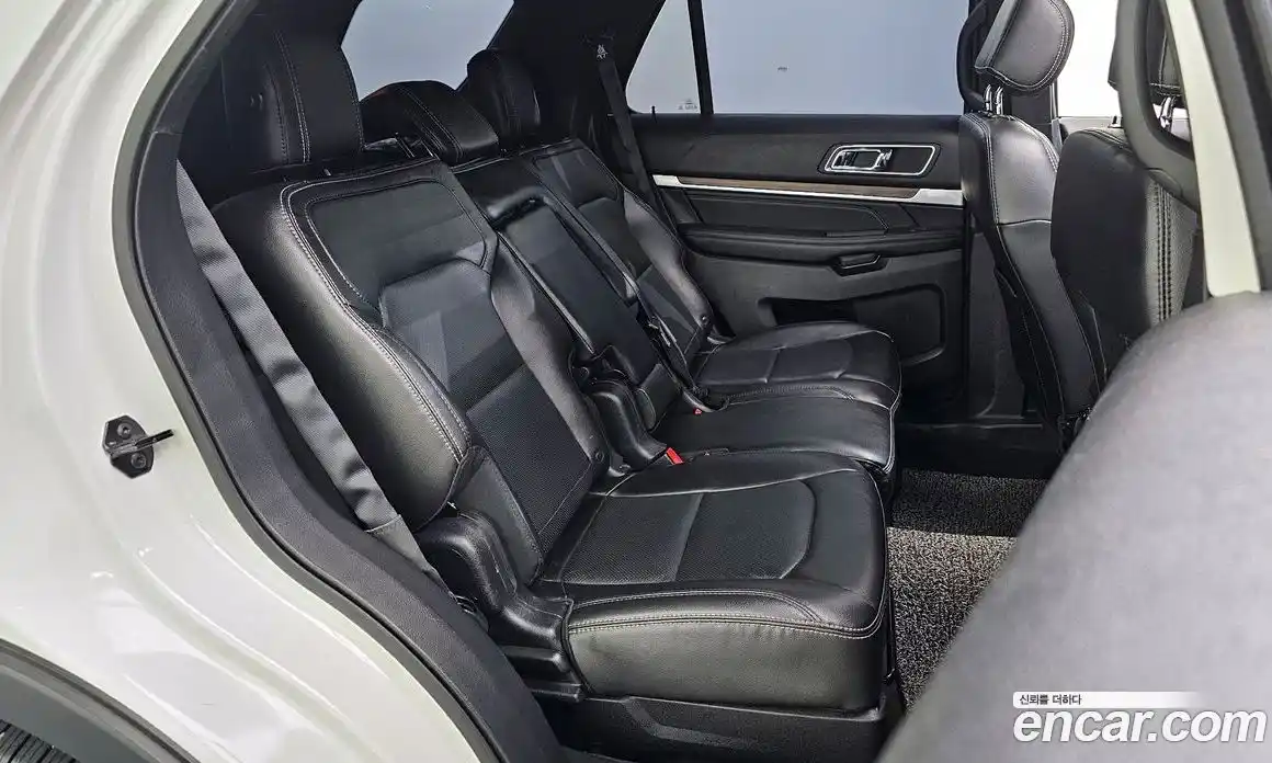 Ford Explorer 2017 2.3 Автомат в Москве № 255634, фото 20