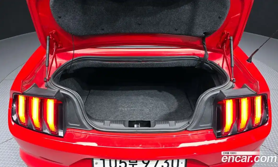 Ford Mustang 2021 2.3 Автомат в Москве № 255660, фото 5