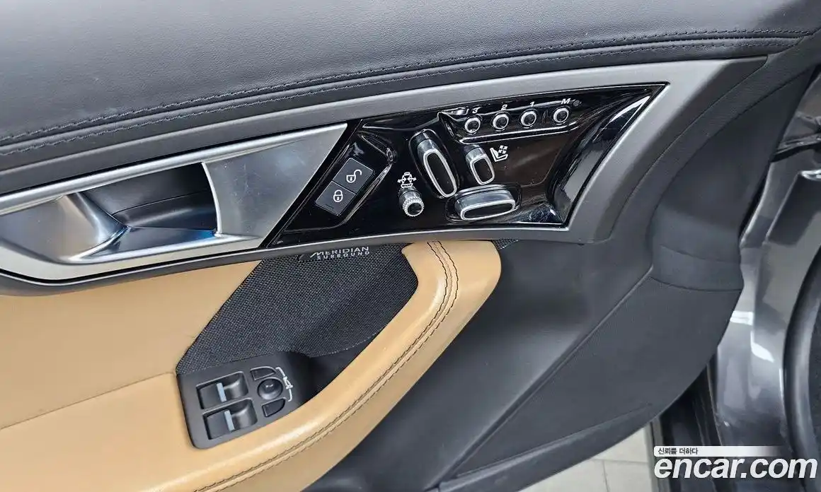 Jaguar F-Type 2017 3.0 Автомат в Москве № 256052, фото 17