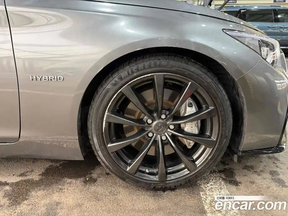 Infiniti Q50 2018 3.5 Автомат в Москве № 256199, фото 11