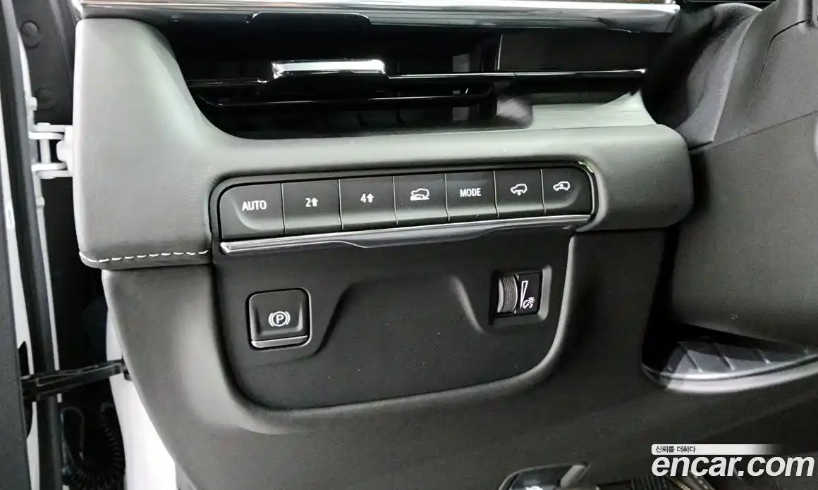 Cadillac Escalade 2022 6.2 Автомат в Москве № 256398, фото 16