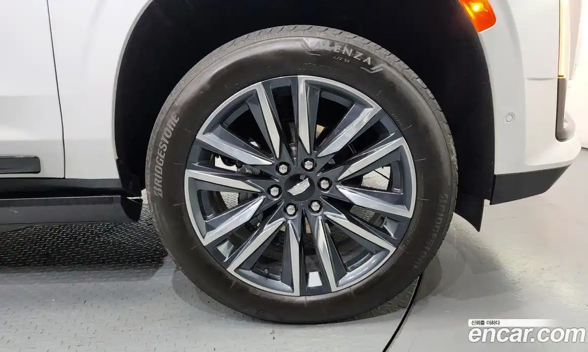 Cadillac Escalade 2022 6.2 Автомат в Москве № 256398, фото 19