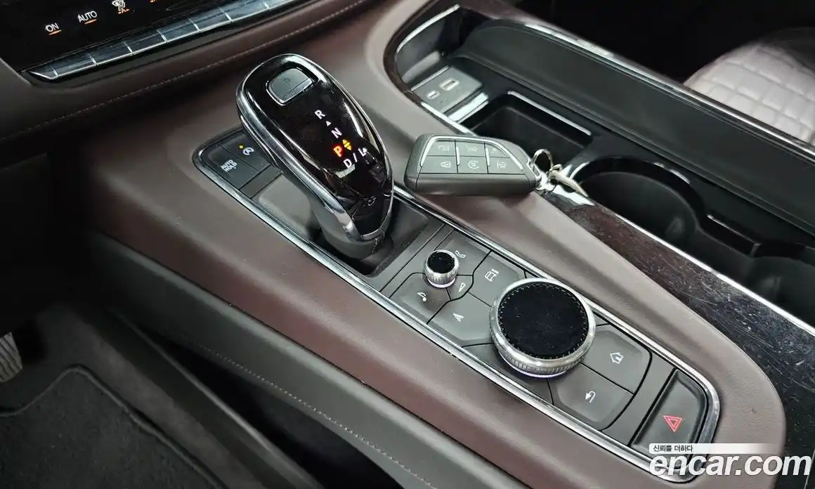 Cadillac Escalade 2023 6.2 Автомат в Москве № 256405, фото 1