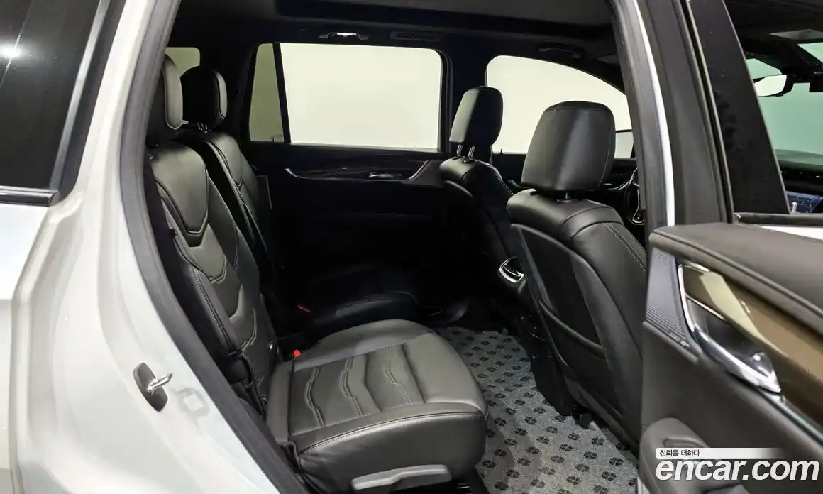 Cadillac XT6 2023 3.6 Автомат в Москве № 256438, фото 5