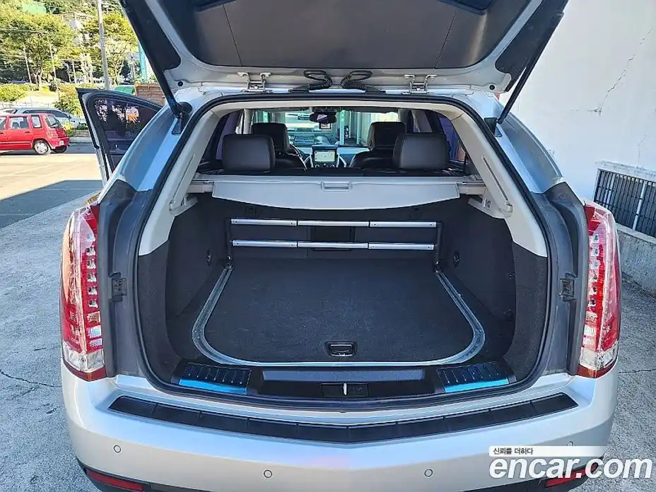 Cadillac SRX 2011 3.0 Автомат в Москве № 256562, фото 5