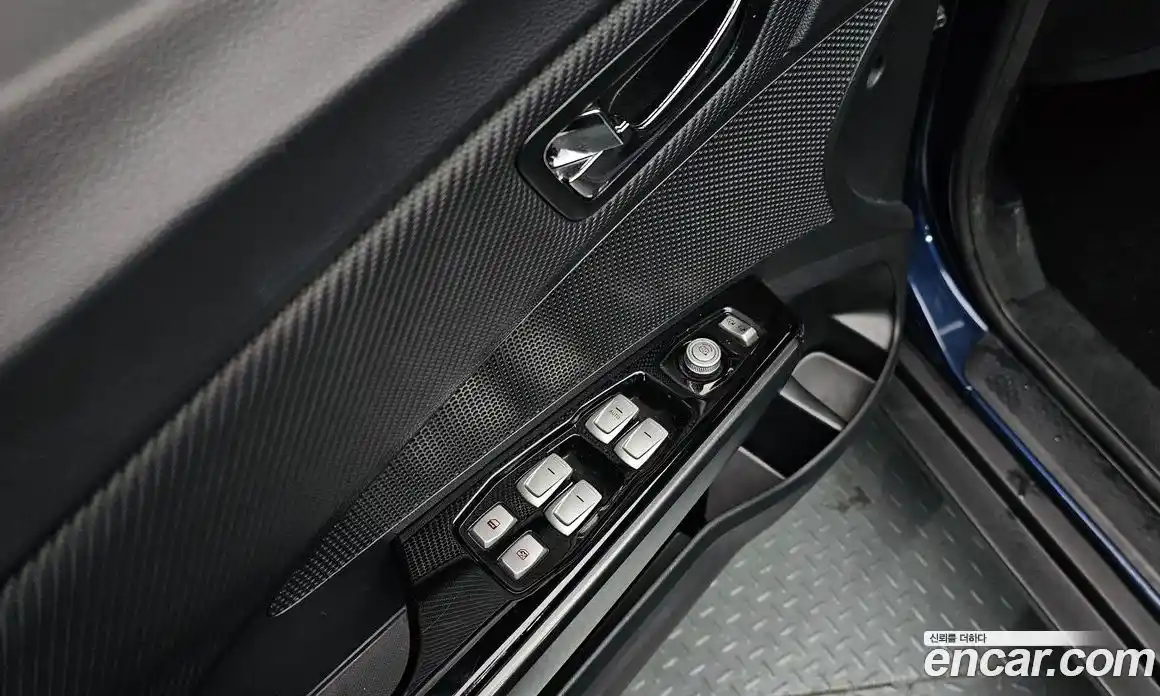 SsangYong TIBOLI 2016 1.6 Автомат в Москве № 25900, фото 20