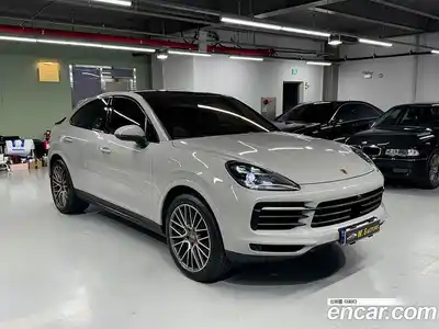 Porsche Cayenne 2022 3.0 Автомат в Москве № 270359, миниатюра 3