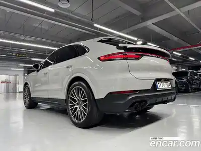 Porsche Cayenne 2022 3.0 Автомат в Москве № 270359, миниатюра 6