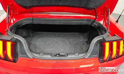 Ford Mustang 2020 2.3 Автомат в Москве № 271216, миниатюра 8