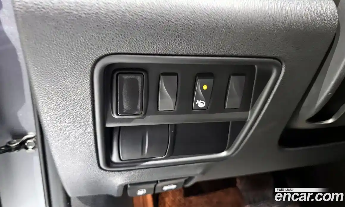 Renault QM6 2017 2.0 Автомат в Москве № 275128, фото 16