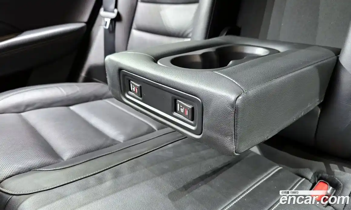 Renault QM6 2017 2.0 Автомат в Москве № 275128, фото 18