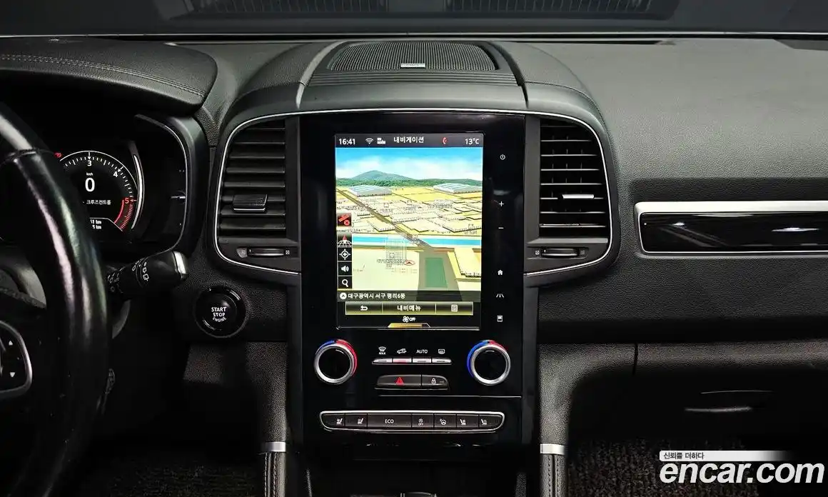 Renault QM6 2017 2.0 Автомат в Москве № 275128, фото 19