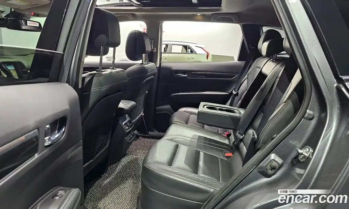 Renault QM6 2017 2.0 Автомат в Москве № 275128, фото 9