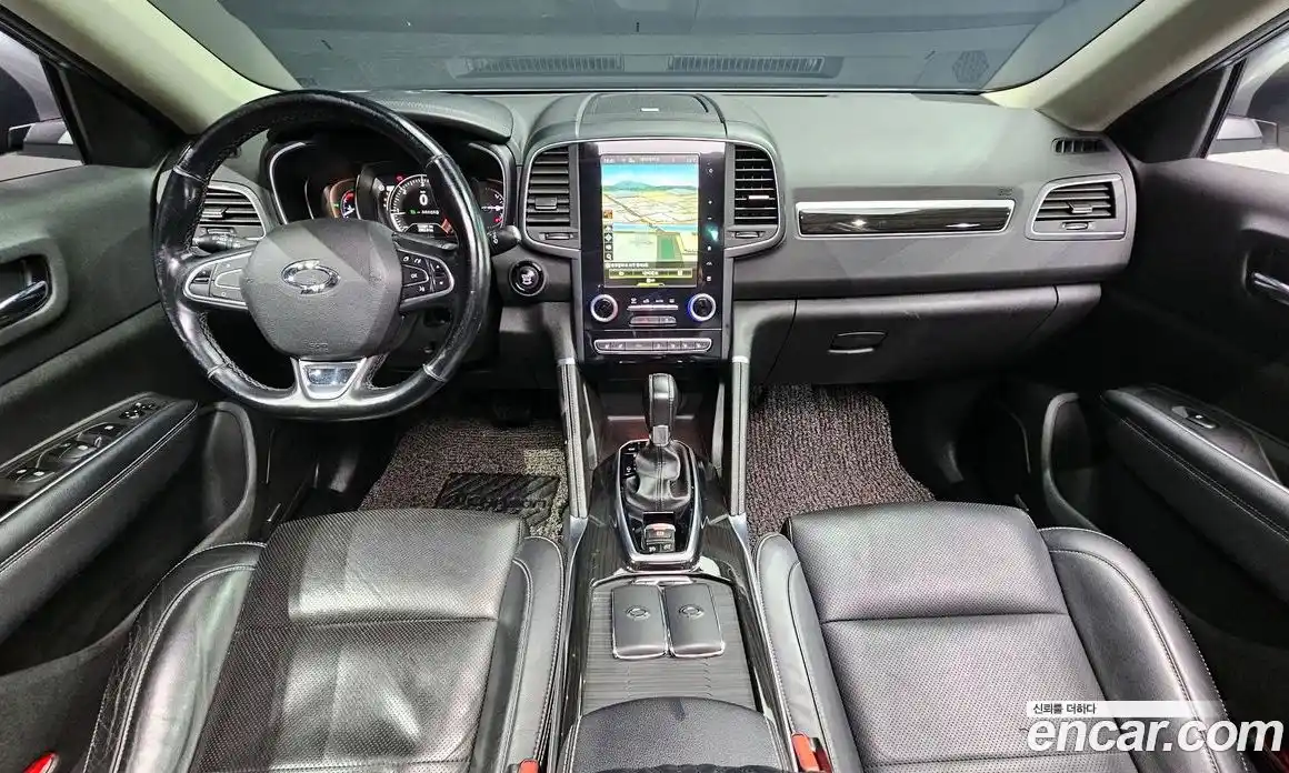 Renault QM6 2017 2.0 Автомат в Москве № 275128, фото 10