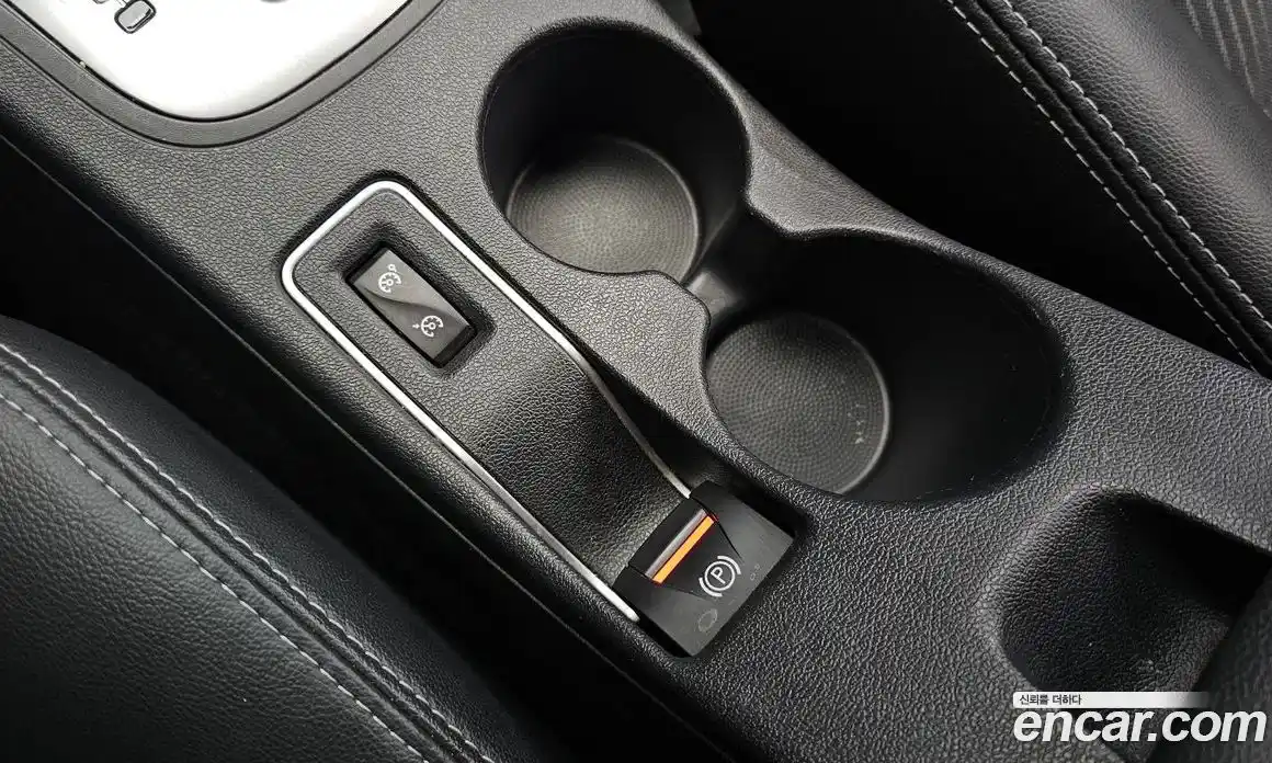 Renault SM3 2015 1.6 Автомат в Москве № 275189, фото 18