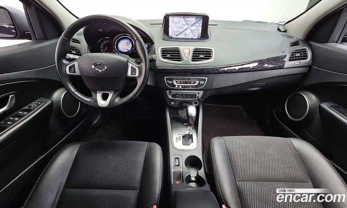 Renault SM3 2015 1.6 Автомат в Москве № 275189, фото 7