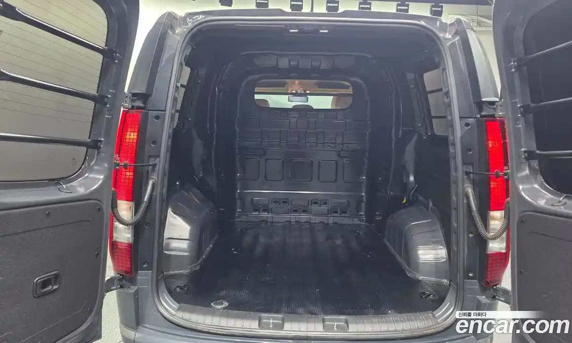 Hyundai Staria 2025 2.2 Автомат в Москве № 279342, фото 20