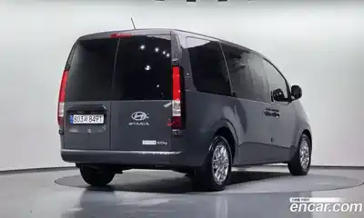 Hyundai Staria 2025 2.2 Автомат в Москве № 279342, миниатюра 2