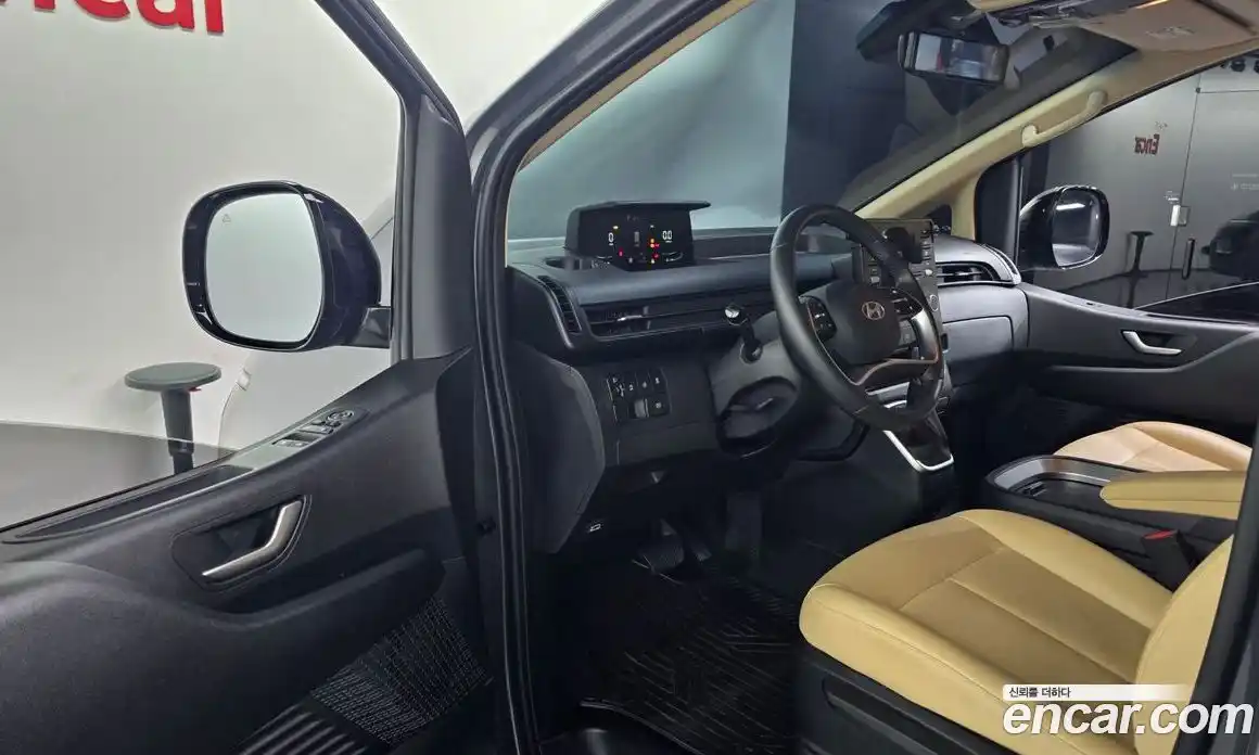 Hyundai Staria 2025 2.2 Автомат в Москве № 279342, фото 10