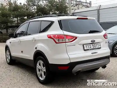 Ford Escape 2015 2.0 Автомат в Москве № 282115, миниатюра 2