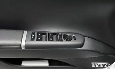 Hyundai Grandeur 2023 1.6 Автомат в Москве № 283177, миниатюра 5