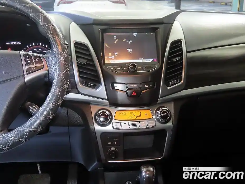 SsangYong Korando 2014 2.0 Автомат в Москве № 291865, фото 11