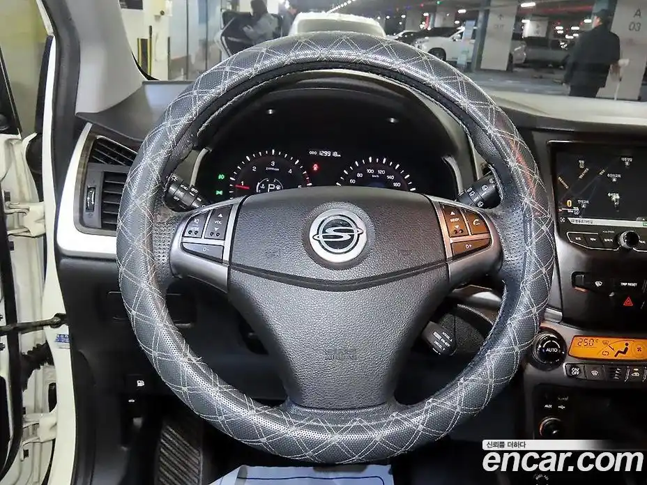 SsangYong Korando 2014 2.0 Автомат в Москве № 291865, фото 8