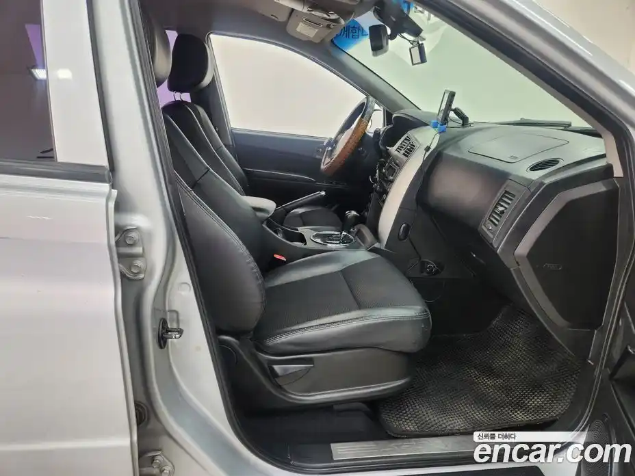 SsangYong Korando 2014 2.0 Автомат в Москве № 292004, фото 13