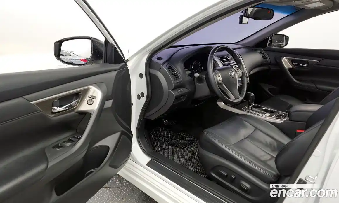 Nissan Altima 2015 2.5 Автомат в Москве № 295810, фото 7