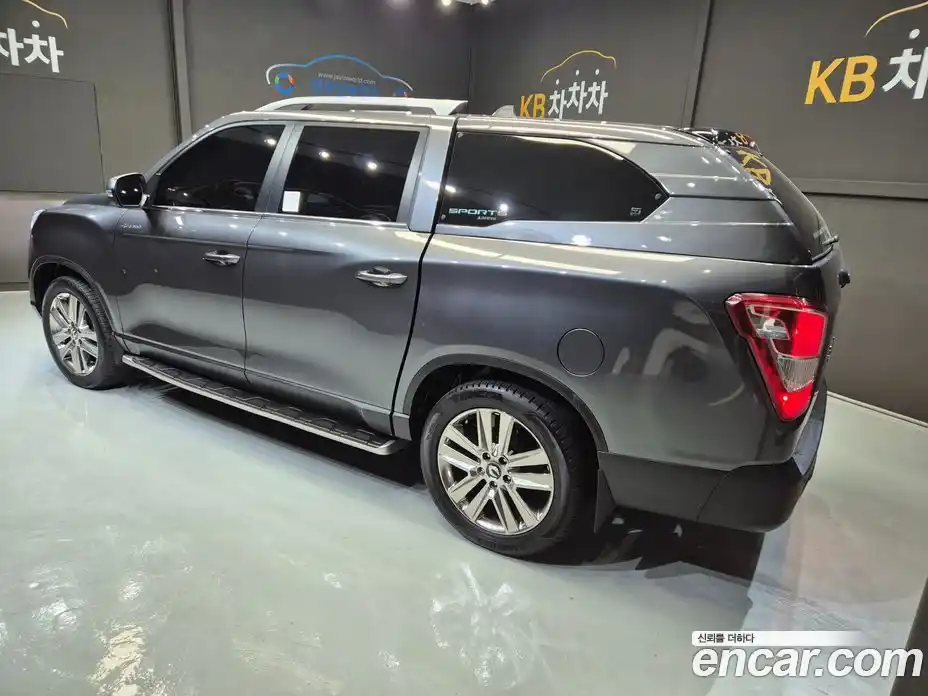 SsangYong Rexton 2019 2.2 Автомат в Москве № 29608, фото 5