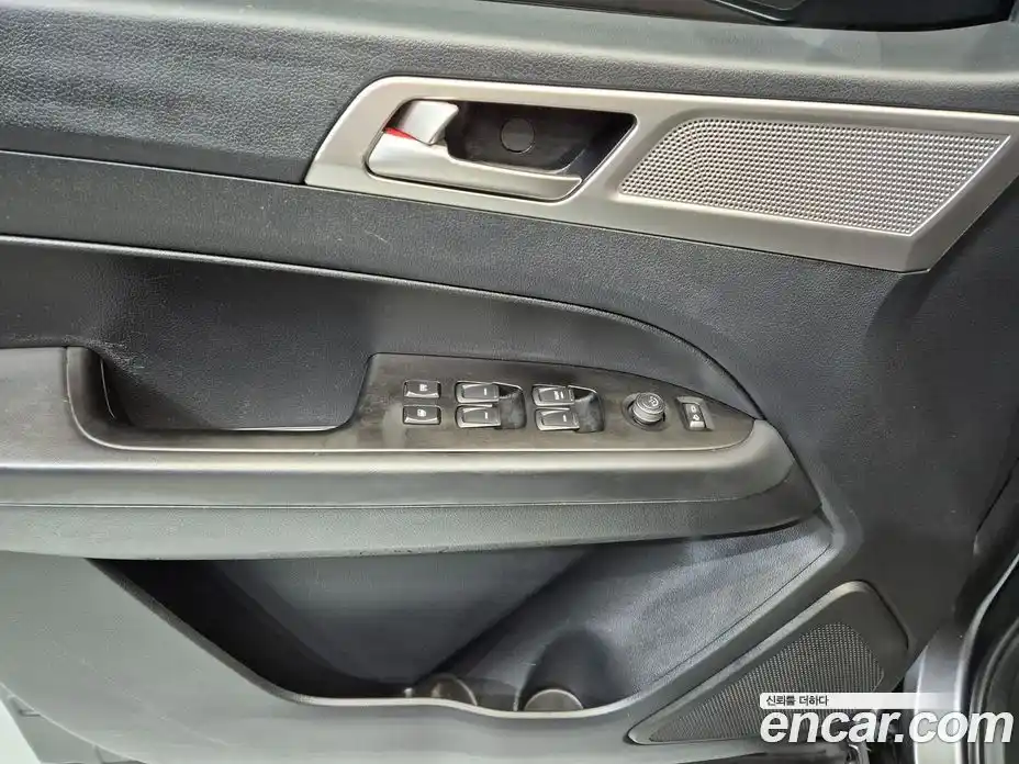 SsangYong Rexton 2019 2.2 Автомат в Москве № 29608, фото 6