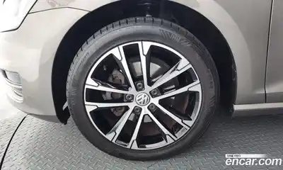 Volkswagen Golf, 2014