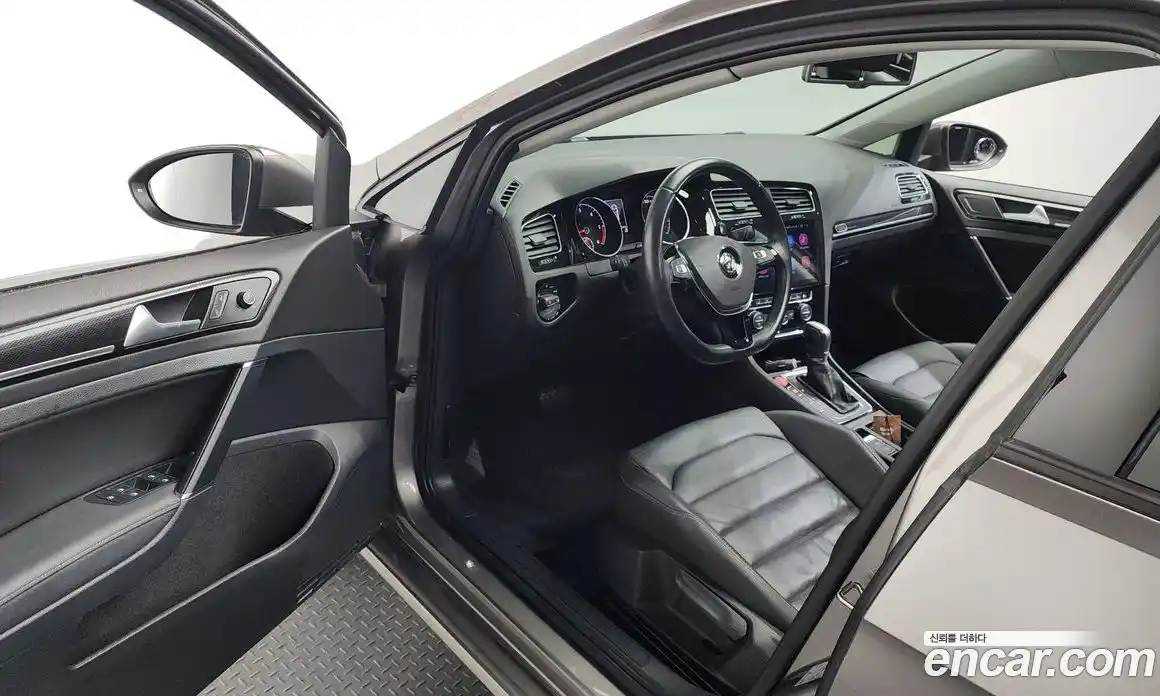 Volkswagen Golf 2014 2.0 Автомат в Москве № 301112, фото 15