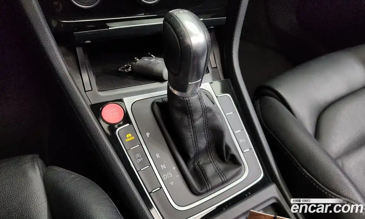 Volkswagen Golf 2014 2.0 Автомат в Москве № 301112, фото 3