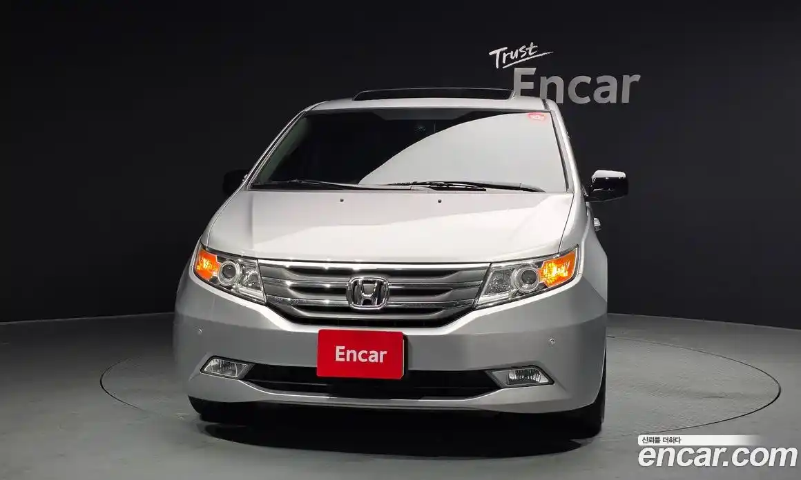 Honda Odyssey 2013 3.5 Автомат в Москве № 303060, фото 18