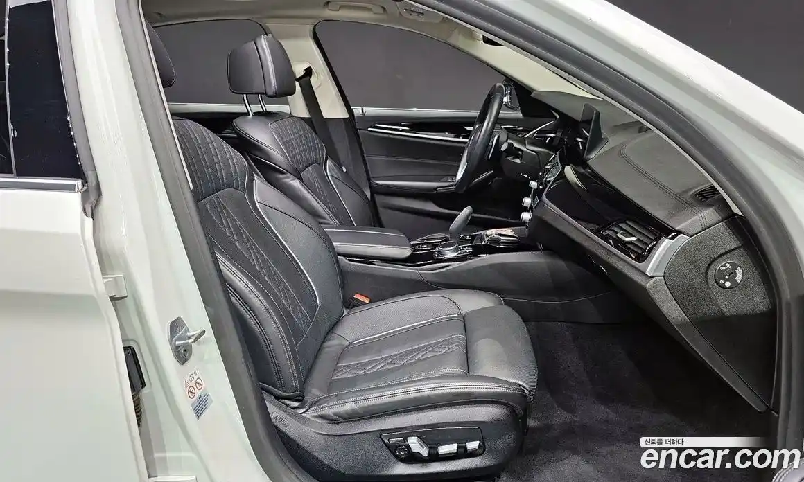 BMW 5-Series 2020 2.0 Автомат в Москве № 304504, фото 17