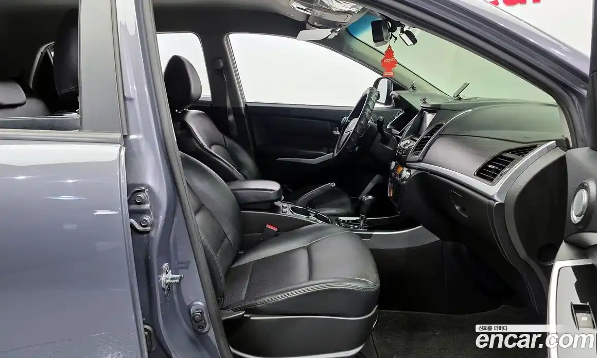 SsangYong Korando 2015 2.0 Автомат в Москве № 30478, фото 18