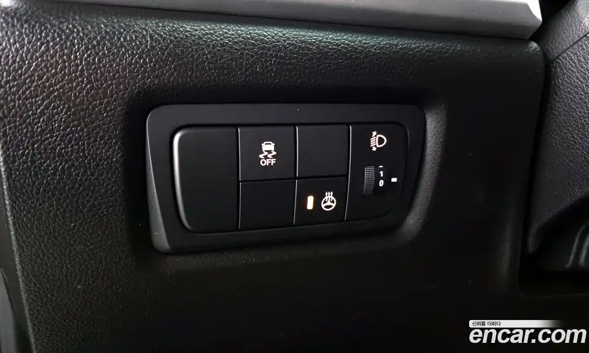 SsangYong Korando 2015 2.0 Автомат в Москве № 30478, фото 4