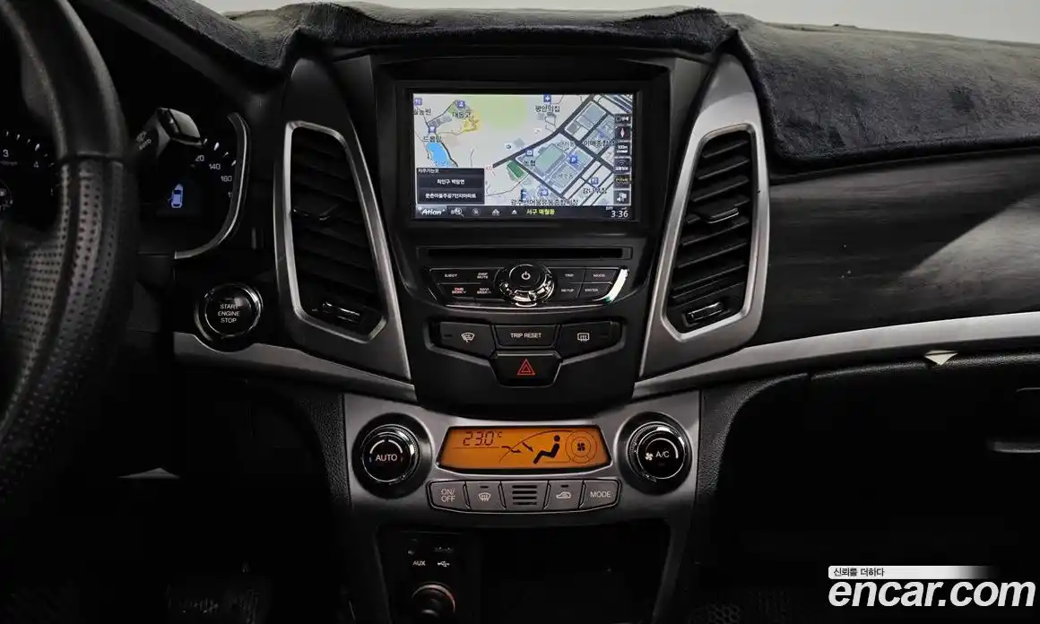 SsangYong Korando 2015 2.0 Автомат в Москве № 30597, фото 12