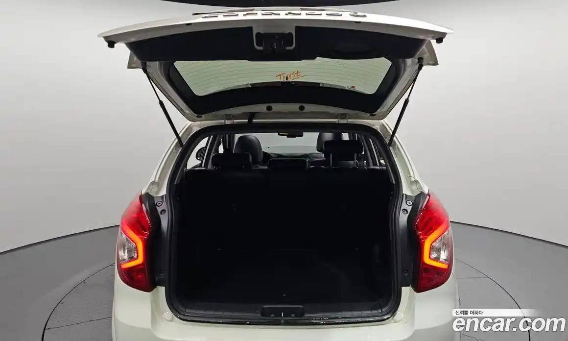 SsangYong Korando 2015 2.0 Автомат в Москве № 30597, фото 10