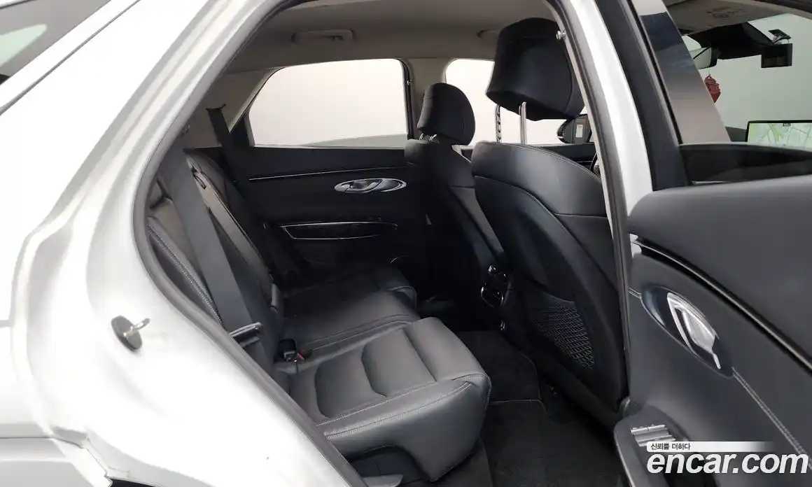 Genesis GV70 2022 2.5 Автомат в Москве № 308948, фото 13