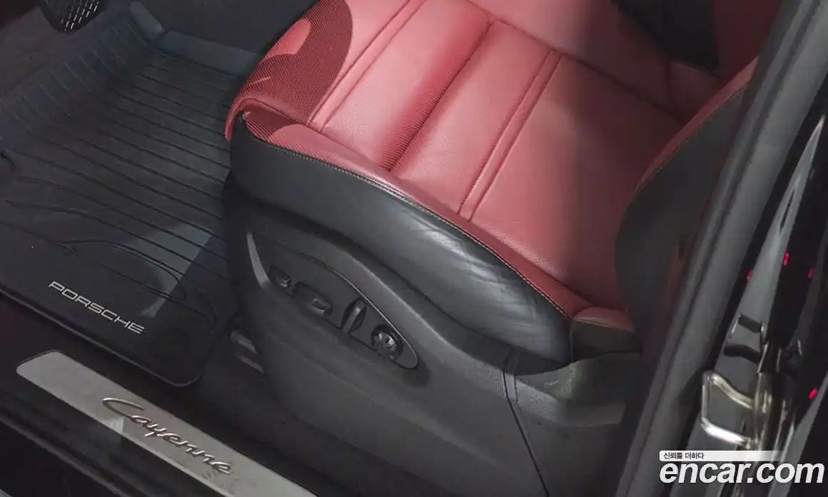 Porsche Cayenne 2025 3.0 Автомат в Москве № 314695, фото 13