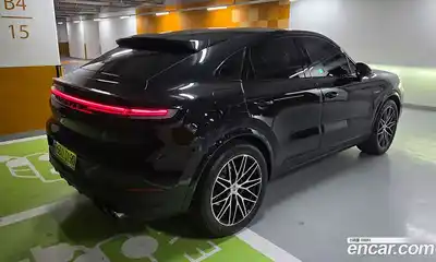 Porsche Cayenne 2025 3.0 Автомат в Москве № 314695, миниатюра 7