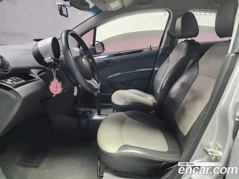 Chevrolet Spark 2012 1.0 Автомат в Москве № 315745, фото 8