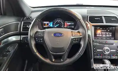 Ford Explorer, 2017