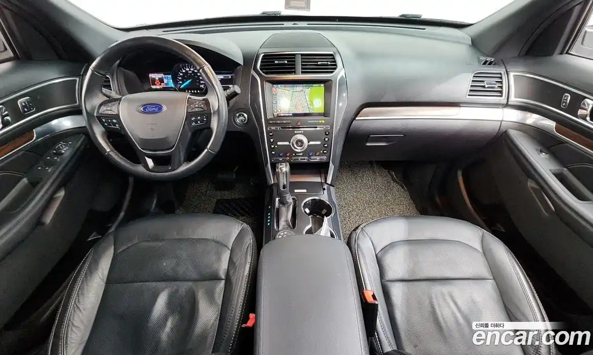 Ford Explorer 2017 2.3 Автомат в Москве № 318870, фото 4